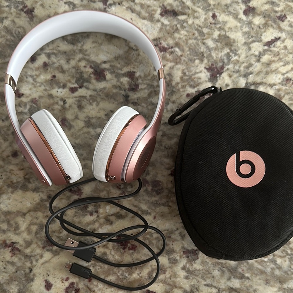 Beats Pink and White Headphones with Case